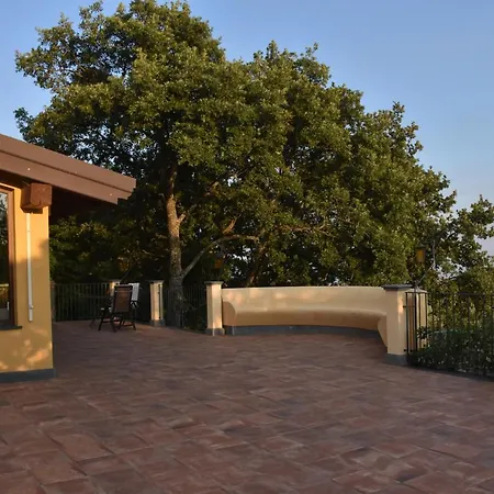 Le Querce Dell'etna Bed and Breakfast
