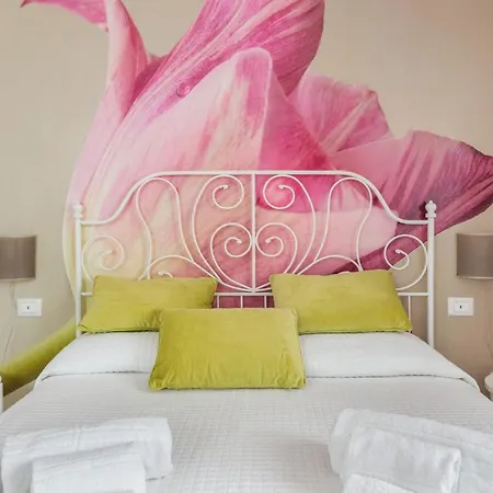 Le Querce Dell'etna Bed and Breakfast 3*