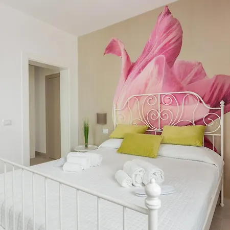 Le Querce Dell'etna Bed and Breakfast 3*