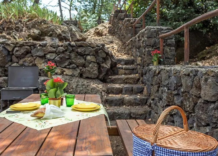 Le Querce Dell'etna Frühstückspension 3*